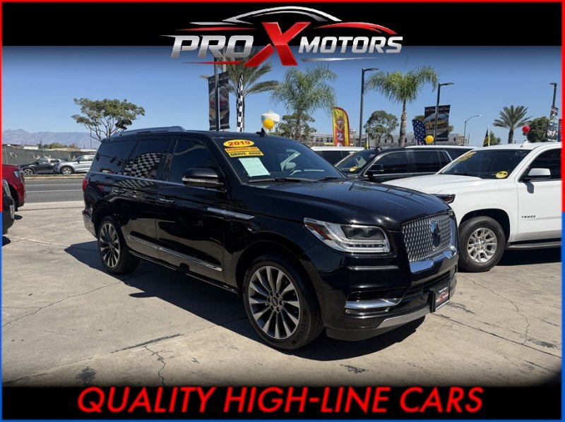 Used 2019 Lincoln Navigator Select RWD image 1