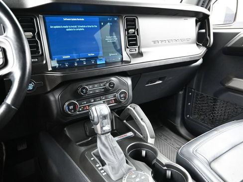 Certified 2021 Ford Bronco First Edition AWD/4WD image 37