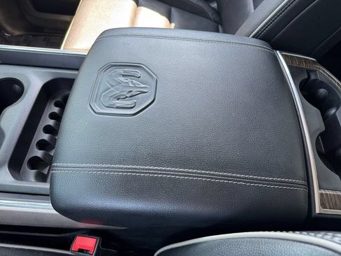 Used 2019 RAM 1500 Laramie AWD/4WD image 26