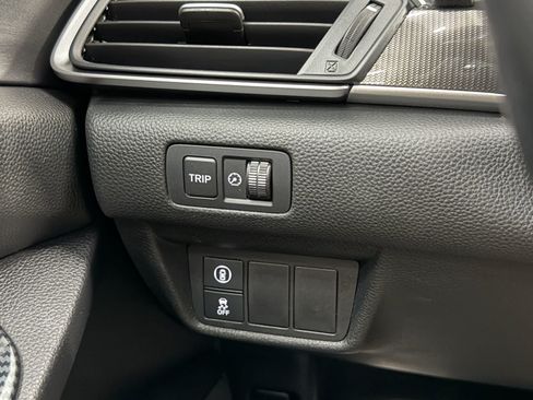 Used 2022 Honda Accord Sport image 15