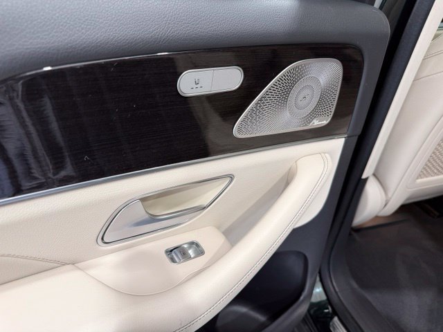Used 2020 Mercedes-Benz GLE 350 4MATIC image 20