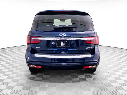 Used 2022 INFINITI QX80 Luxe w/ Cargo Package AWD/4WD image 4