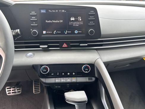 New 2026 Hyundai Elantra Sport image 28