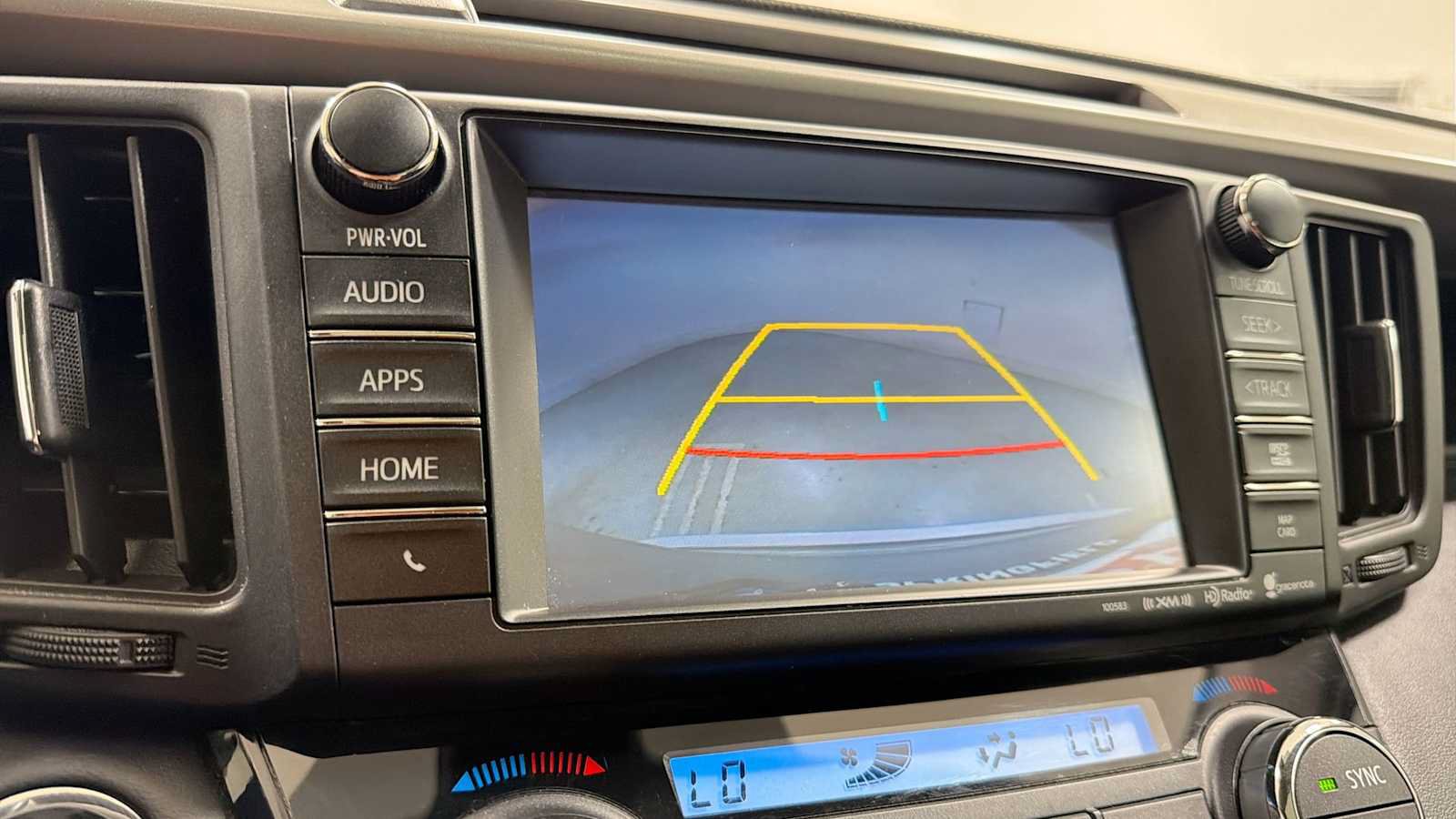 Used 2017 Toyota RAV4 XLE AWD/4WD image 19