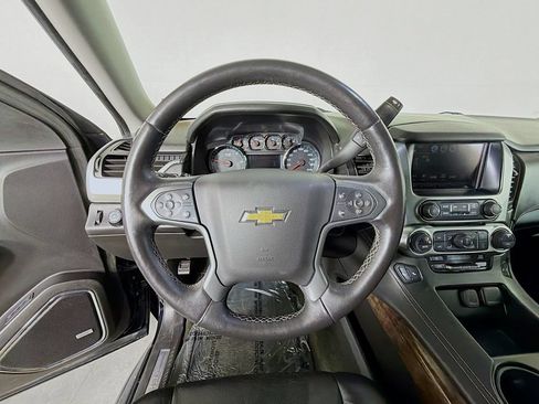 Used 2016 Chevrolet Tahoe LT w/ Luxury Package AWD/4WD image 13