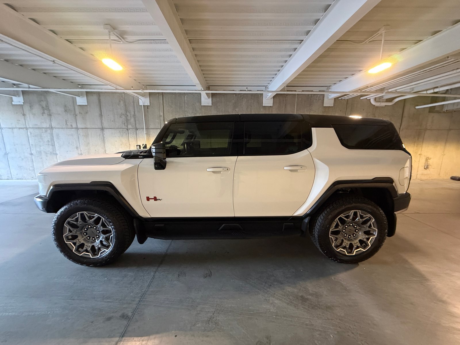 Used 2026 GMC Hummer EV SUV w/ LPO, Sport Package AWD/4WD image 2