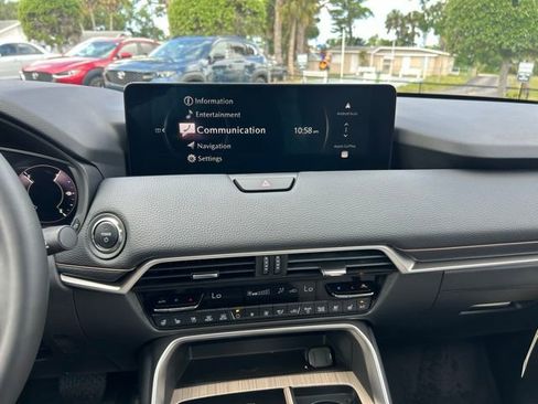 New 2026 MAZDA CX-90 Plug-In Hybrid w/ Preferred AWD/4WD image 17