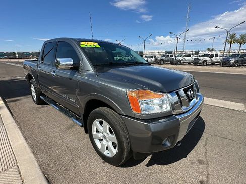 Used 2013 Nissan Titan SL AWD/4WD image 7
