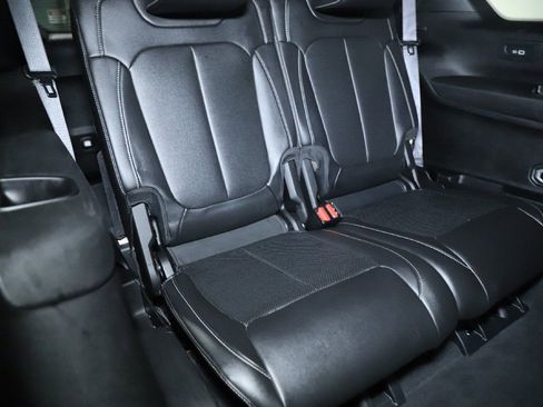 Used 2024 Jeep Grand Cherokee L Limited w/ Luxury Tech Group II image 35