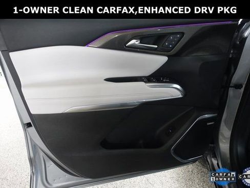 Used 2024 Chevrolet Traverse RS image 9