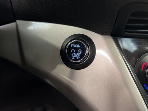 Used 2014 Ford C-MAX SEL w/ Equipment Group 302A image 18