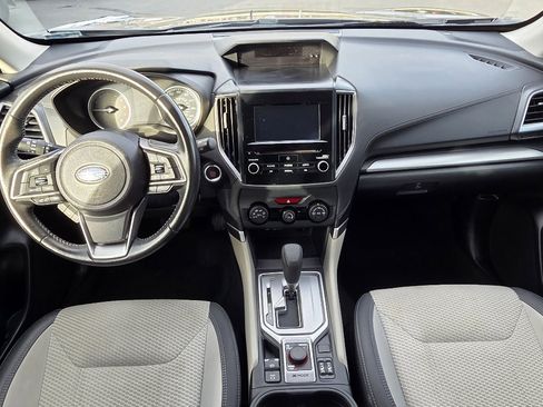 Used 2022 Subaru Forester Premium image 18