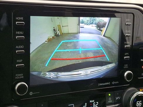 Certified 2020 Toyota Highlander XLE AWD/4WD image 19