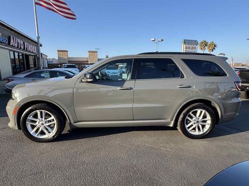 Used 2023 Dodge Durango GT image 7