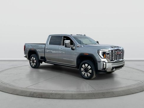 Used 2024 GMC Sierra 2500 Denali w/ Denali Reserve Package AWD/4WD image 2