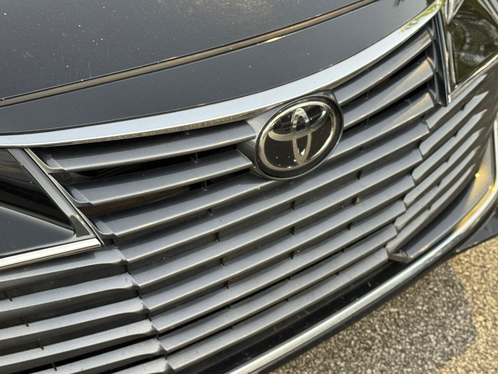 Used 2022 Toyota Avalon XLE FWD image 20
