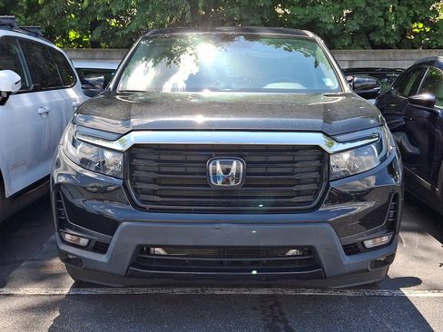 Used 2023 Honda Ridgeline RTL-E image 2