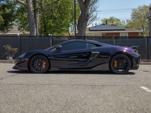 Used 2019 McLaren 600LT RWD image 25