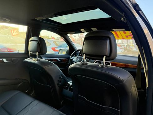 Used 2012 Mercedes-Benz C 250 Sedan image 27