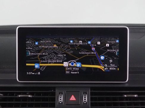 Used 2020 Audi Q5 Premium Plus w/ Premium Plus Package image 28