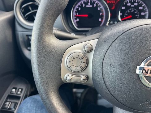 Used 2012 Nissan Versa SV w/ Convenience Pkg image 18