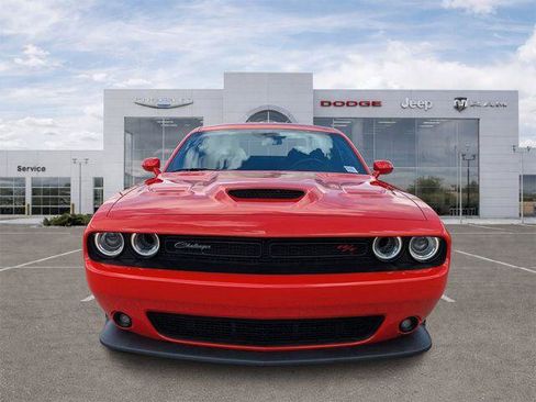 Certified 2022 Dodge Challenger R/T Scat Pack w/ Driver Convenience Group RWD image 6