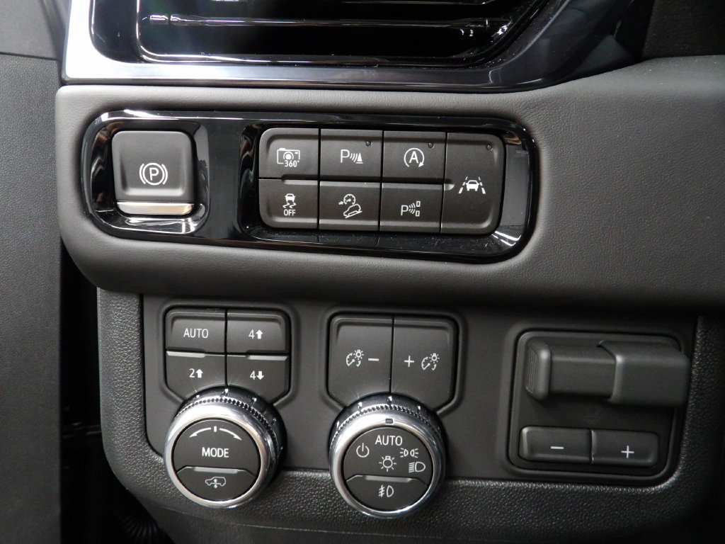 Used 2026 GMC Yukon AT4 Ultimate AWD/4WD image 51