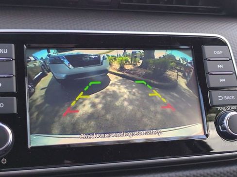 New 2025 Nissan Kicks Play S image 18