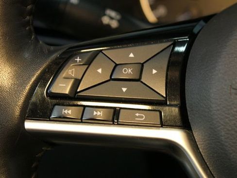 Used 2019 Nissan Altima 2.5 SV AWD/4WD image 21