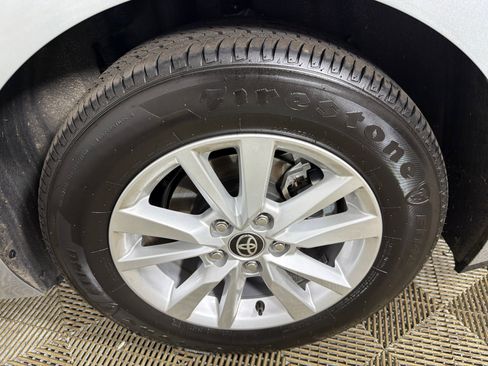 Used 2026 Toyota Camry LE FWD image 19