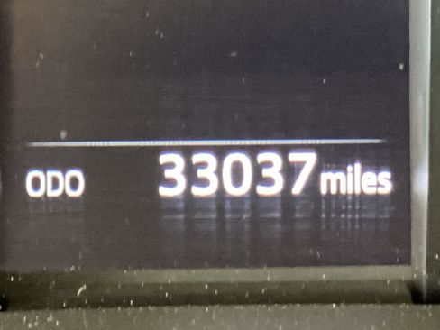 Certified 2024 Toyota 4Runner SR5 Premium w/ Moonroof Package AWD/4WD image 18