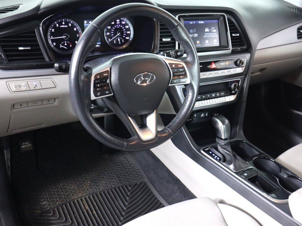 Used 2019 Hyundai Sonata SEL FWD image 9