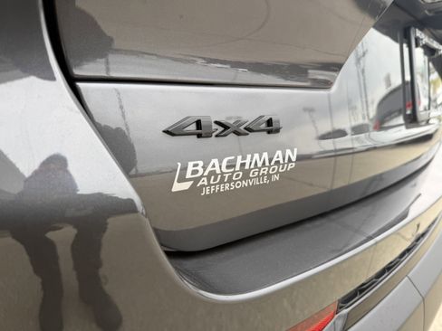 New 2025 Jeep Grand Cherokee L Limited w/ Trailer Tow Package image 9