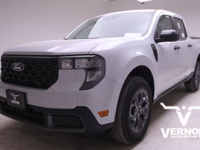 New 2026 Ford Maverick XLT w/ Equipment Group 301A