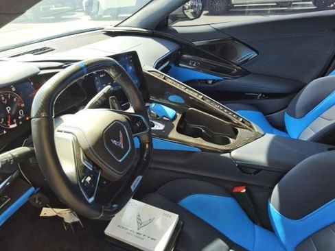 Used 2024 Chevrolet Corvette Z06 w/ Z07 Performance Package image 4