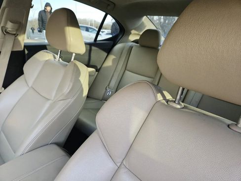 Used 2015 Acura TLX image 8