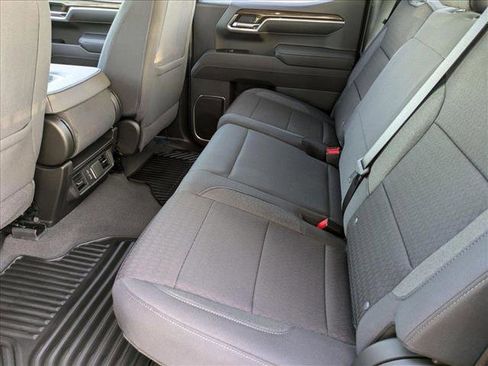 New 2025 Chevrolet Silverado 1500 LT image 15