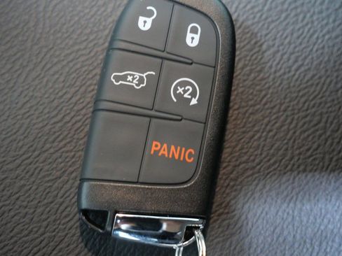 New 2026 Jeep Compass Limited image 28