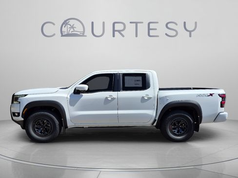 New 2026 Nissan Frontier Pro-X w/ Pro-X Convenience Package RWD image 2