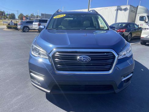 Used 2021 Subaru Ascent Premium w/ Convenience Package image 2