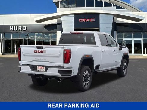 New 2026 GMC Sierra 3500 Denali w/ Denali Reserve Package AWD/4WD image 4