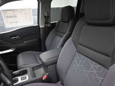 New 2026 Nissan Frontier SV image 33