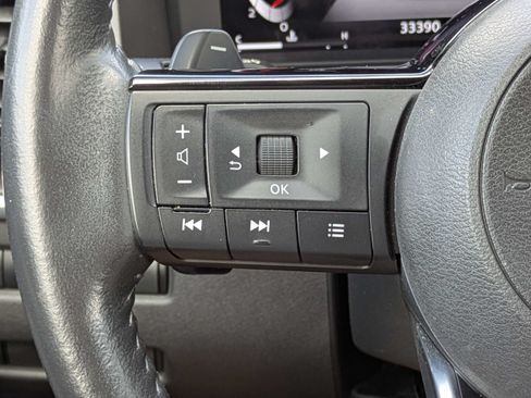 Used 2022 Nissan Rogue Platinum w/ Head-Up Display Package FWD image 27