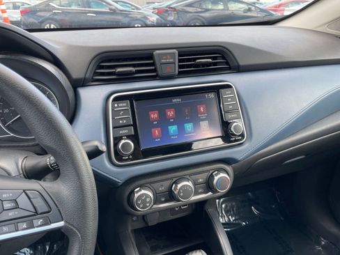 Used 2025 Nissan Versa SV image 21