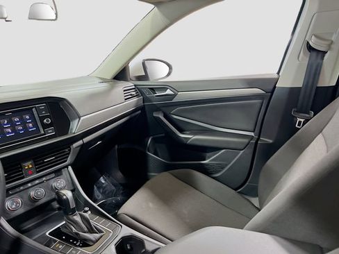 Used 2021 Volkswagen Jetta S w/ Driver Assistance Package image 21