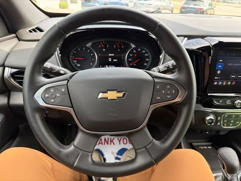 Certified 2023 Chevrolet Traverse LT FWD image 25