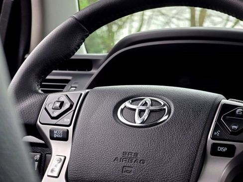 Used 2019 Toyota 4Runner Limited image 13