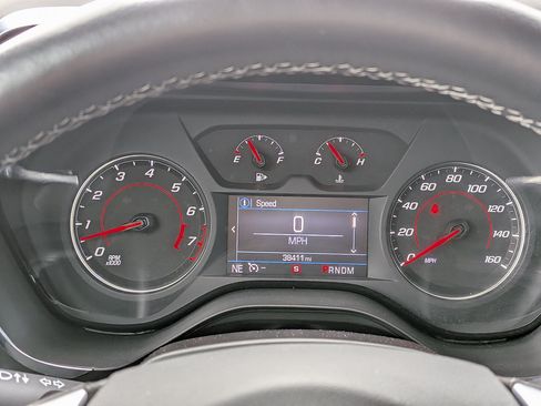 Certified 2021 Chevrolet Camaro LT RWD image 22
