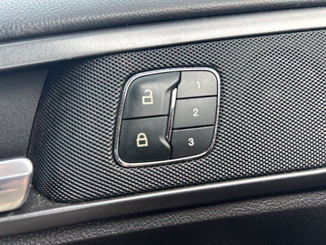 Used 2014 Ford Fusion Titanium FWD image 17
