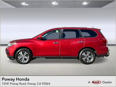 Used 2017 Nissan Pathfinder SV